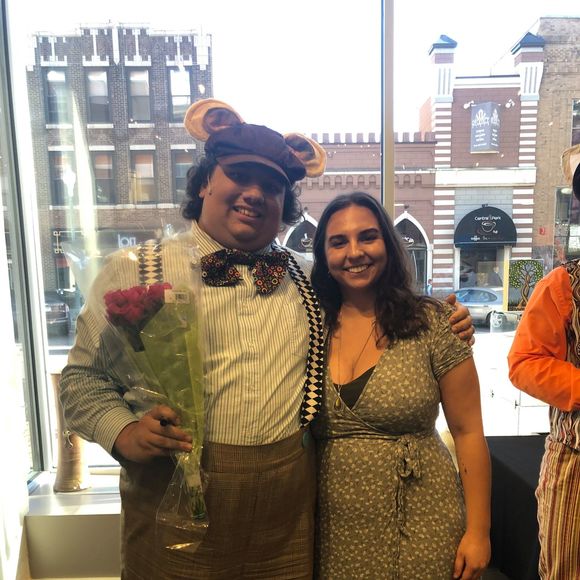 Meet your Posher, Nic - Picture 1 of 1